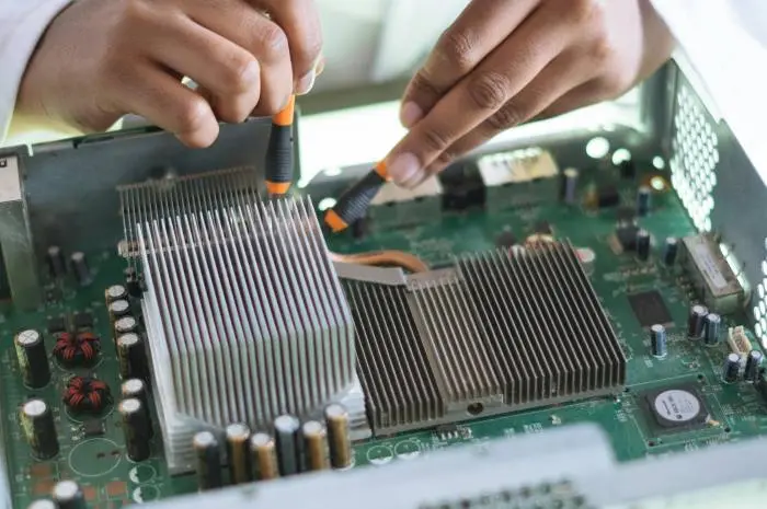 Proses Instalasi Motherboard