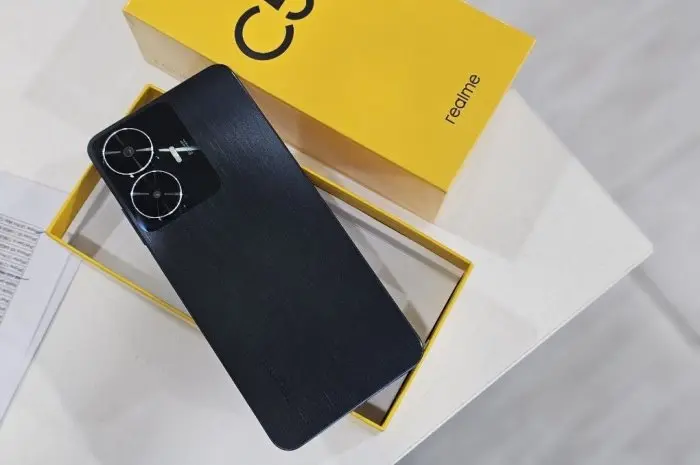 Realme C55